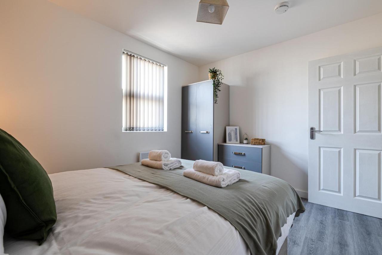 Top Floor Apartment With Private Balcony In Stockport Centre By Hass Haus Exteriér fotografie