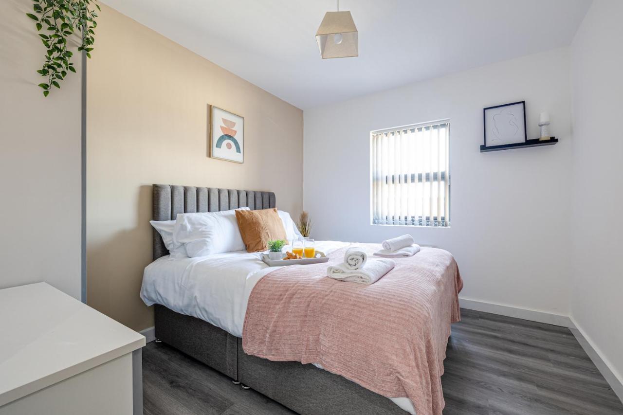 Top Floor Apartment With Private Balcony In Stockport Centre By Hass Haus Exteriér fotografie