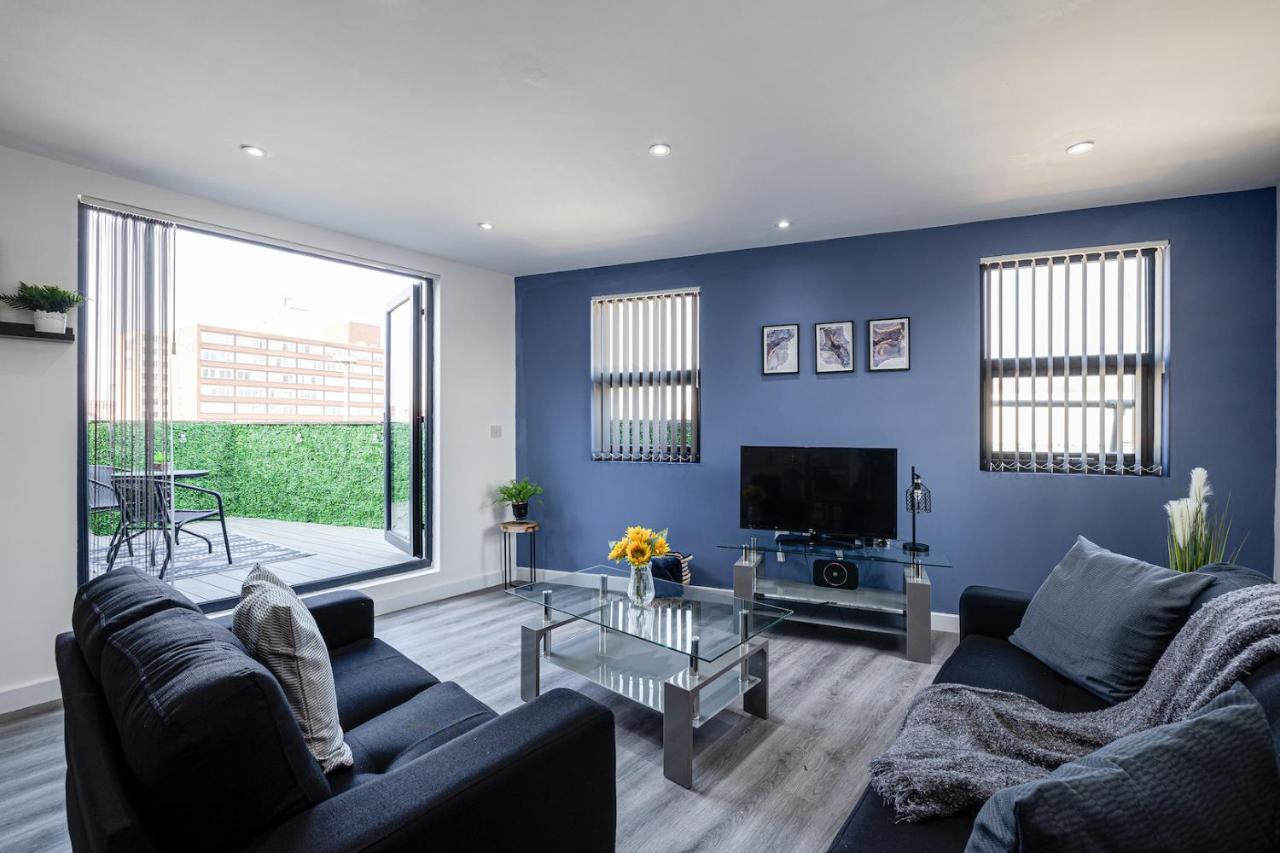 Top Floor Apartment With Private Balcony In Stockport Centre By Hass Haus Exteriér fotografie